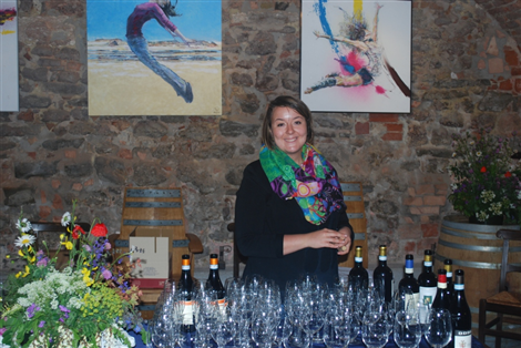 EMANUELA TARICCO , CANTINA COMUNALE DI LA MORRA