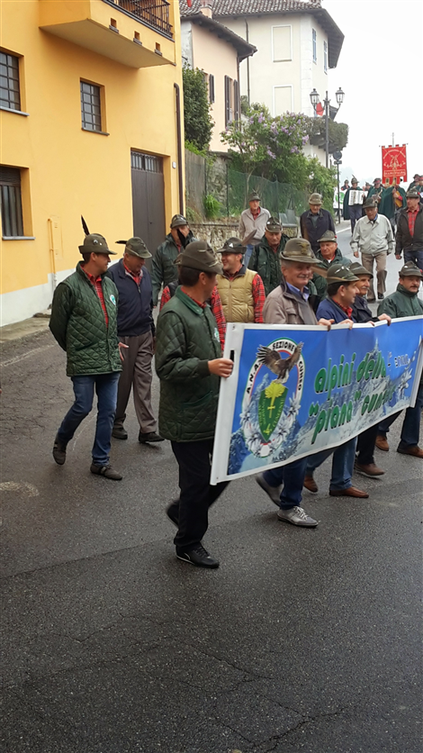 SFILATA DELGI ALPINI