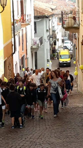 Tutti a piedi per la Festa del Piedibus