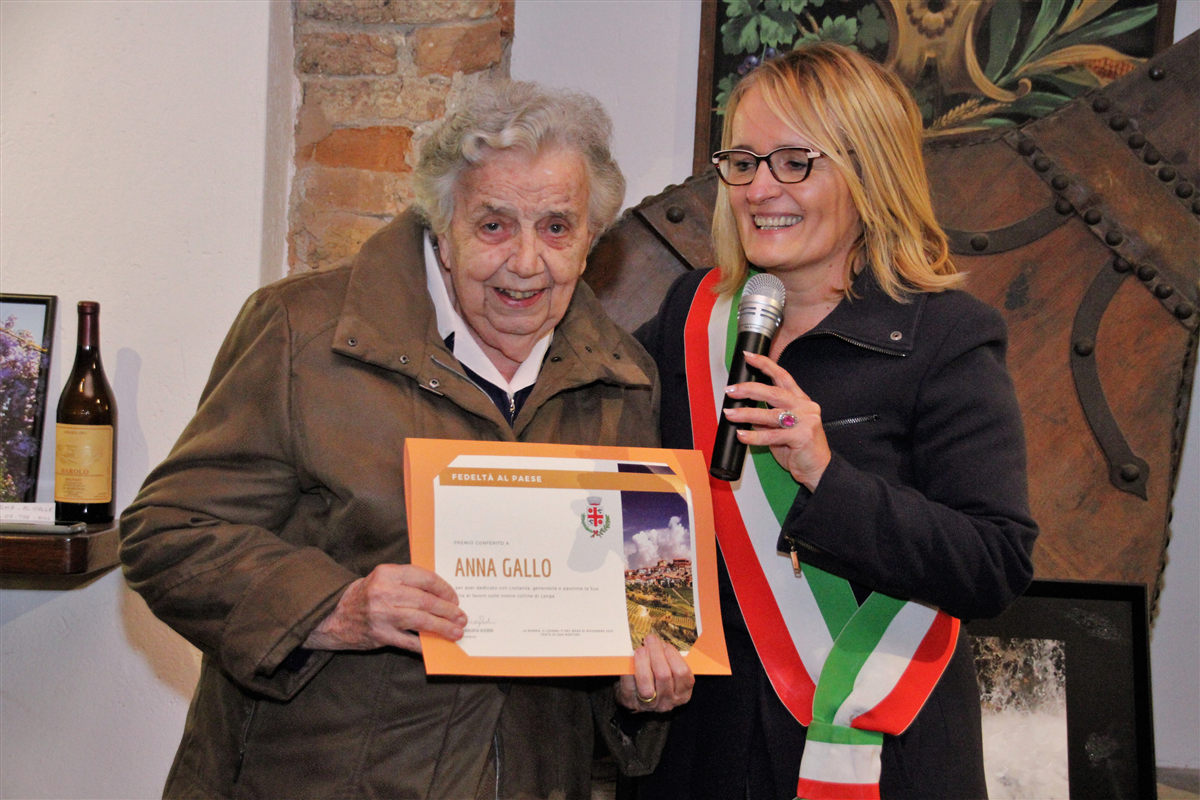 Premio Fedeltà al paese Maestra Anna Gallo